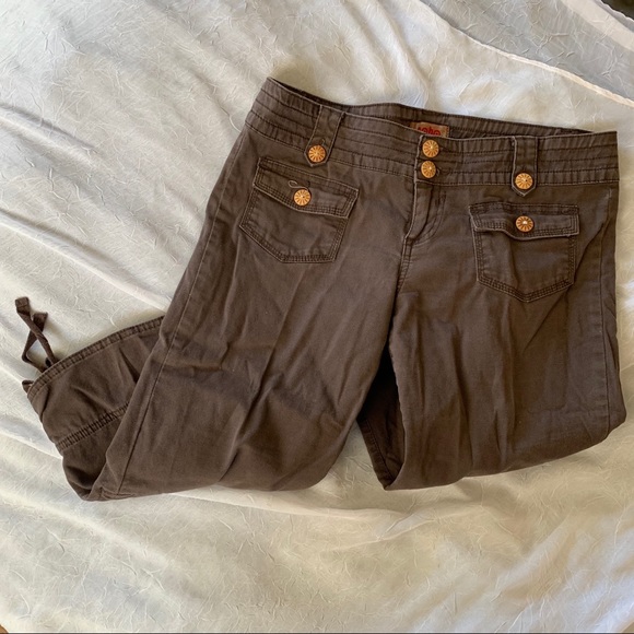 No Boundaries brown capri pants juniors 11 average - Picture 5 of 9